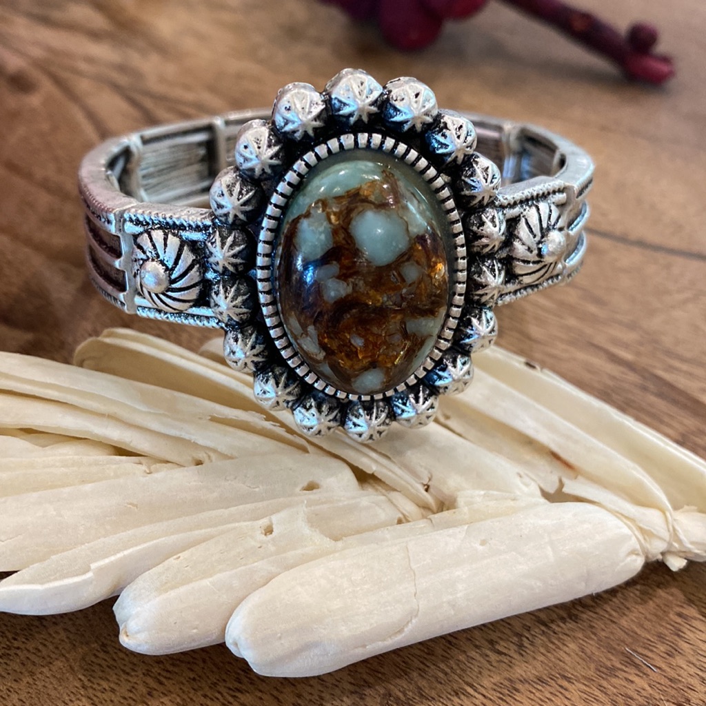 Green Telluride Silvertone Stretch Bracelet